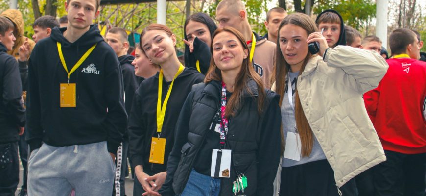 подростки