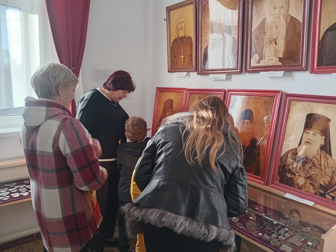 Выставка в Музее краеведения Волгодонского  райна