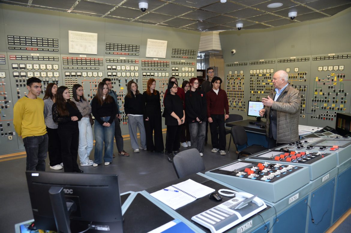 Студенты ведущих вузов Юга России познакомились с работой Ростовской АЭС