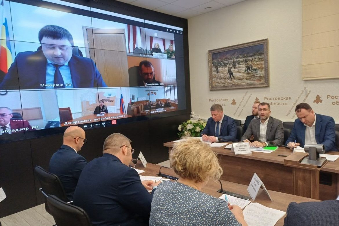 На Дону на зимнюю очистку дорог направят более 500 единиц техники