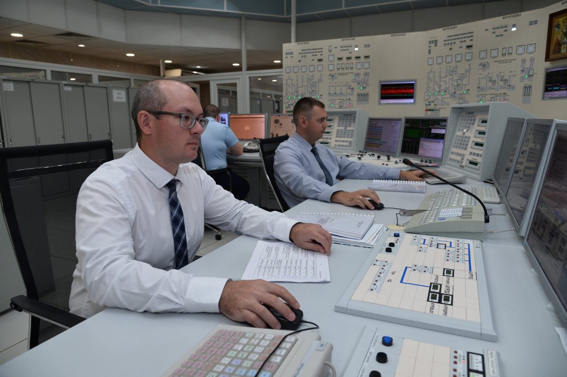 На Ростовской АЭС определены лучшие по профессии среди оперативного персонала блочного щита управления