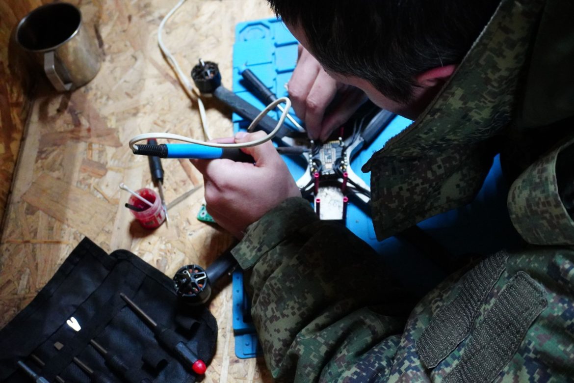 Контрактники Дона выбирают службу в беспилотных подразделениях