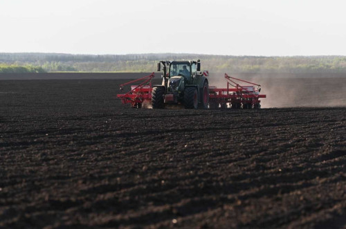 Весенняя посевная в Ростовской области набирает обороты