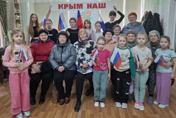 «Крым в нашем сердце»: библиотечный урок истории в Добровольском отделе