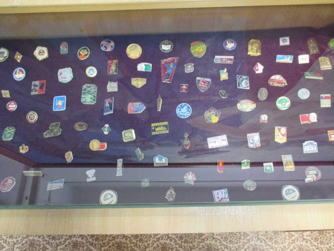 В музее краеведения открылась выставка фалеристики