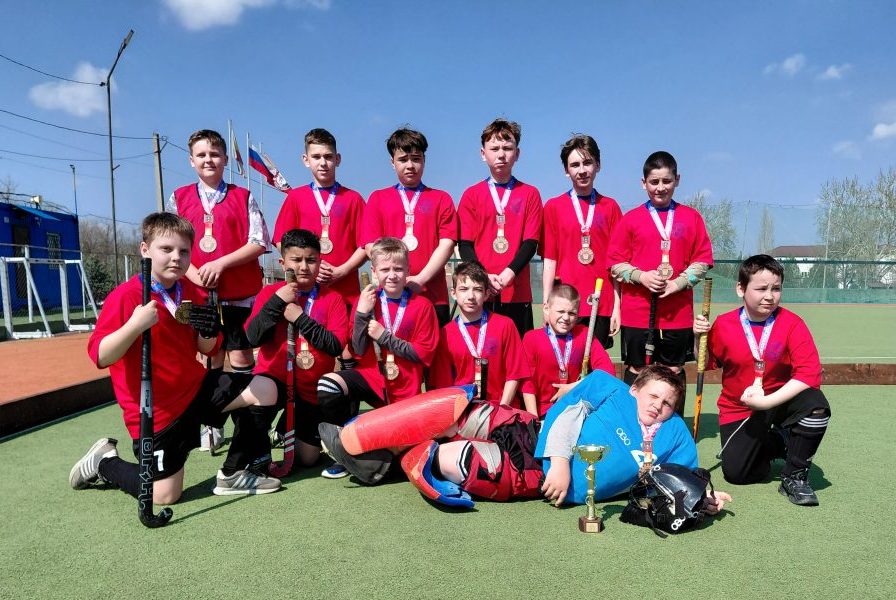 Юные хоккеисты Волгодонского района взяли бронзу на Первенстве Ростовской области