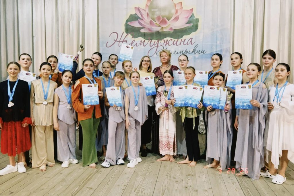 Юные танцоры из Волгодонского района триумфально выступили в Элисте