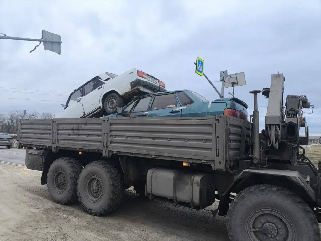 Автомобиль должника, нарушившего правила дорожного движения, принесет пользу нашим защитникам